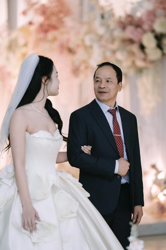 Cô dâu CIVAN BRIDAL