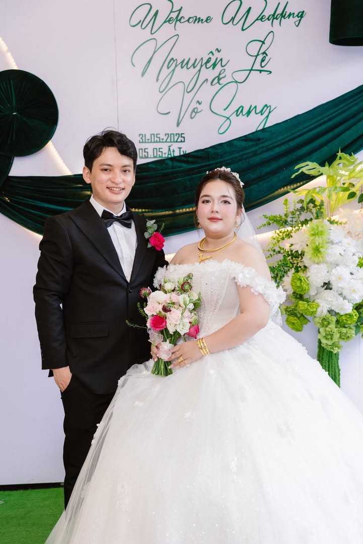 Cô dâu CIVAN BRIDAL