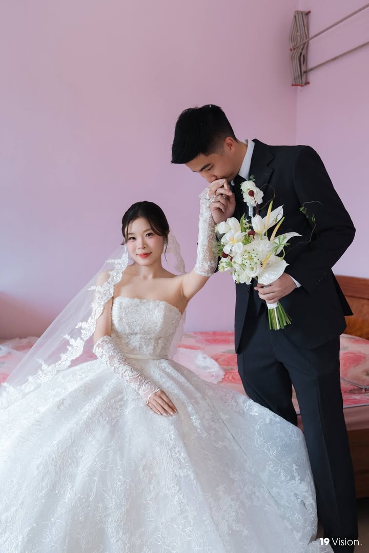 Cô dâu CIVAN BRIDAL